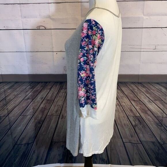 Ampersand Avenue Top Tunic Womens XL Gray Floral Crew Stretch Cottage - Picture 4 of 11